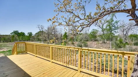 195 Tuck Street Cedar Creek TX 78612