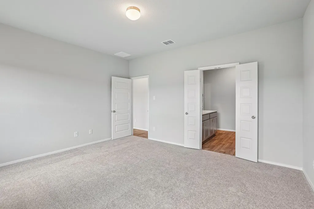 5513 Sacra Cove Austin TX 78747