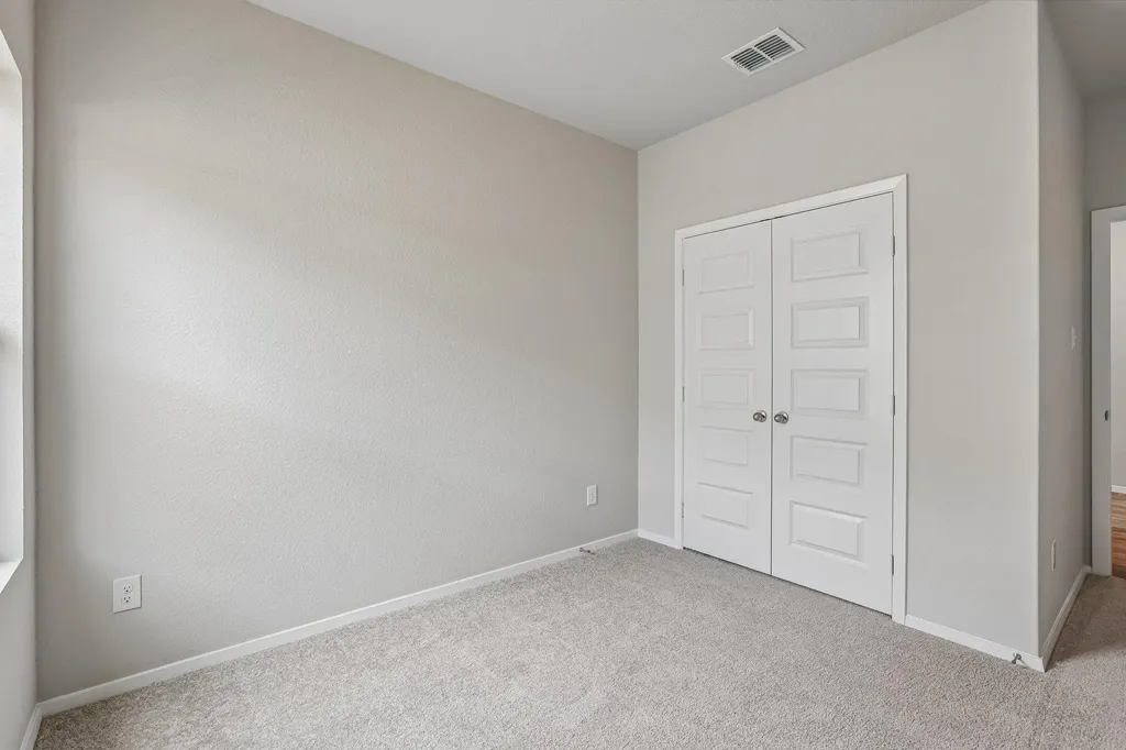 5513 Sacra Cove Austin TX 78747