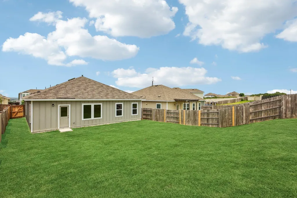 5513 Sacra Cove Austin TX 78747