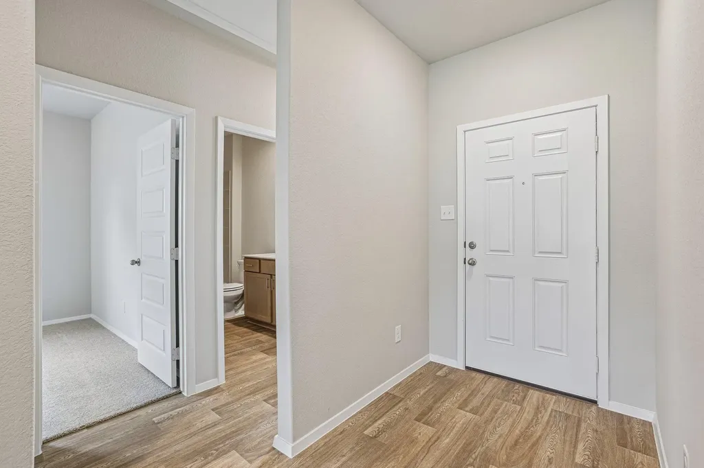 5513 Sacra Cove Austin TX 78747