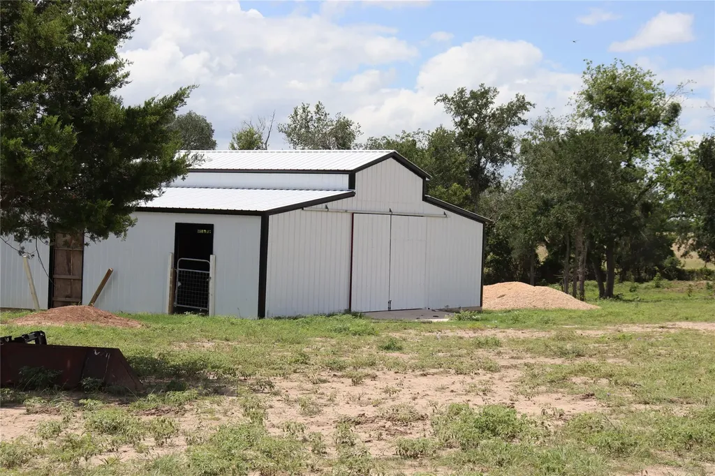 1220 Brushy Branch Road Lockhart TX 78644