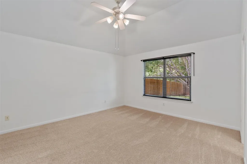 122 Copperwood Loop Round Rock TX 78665