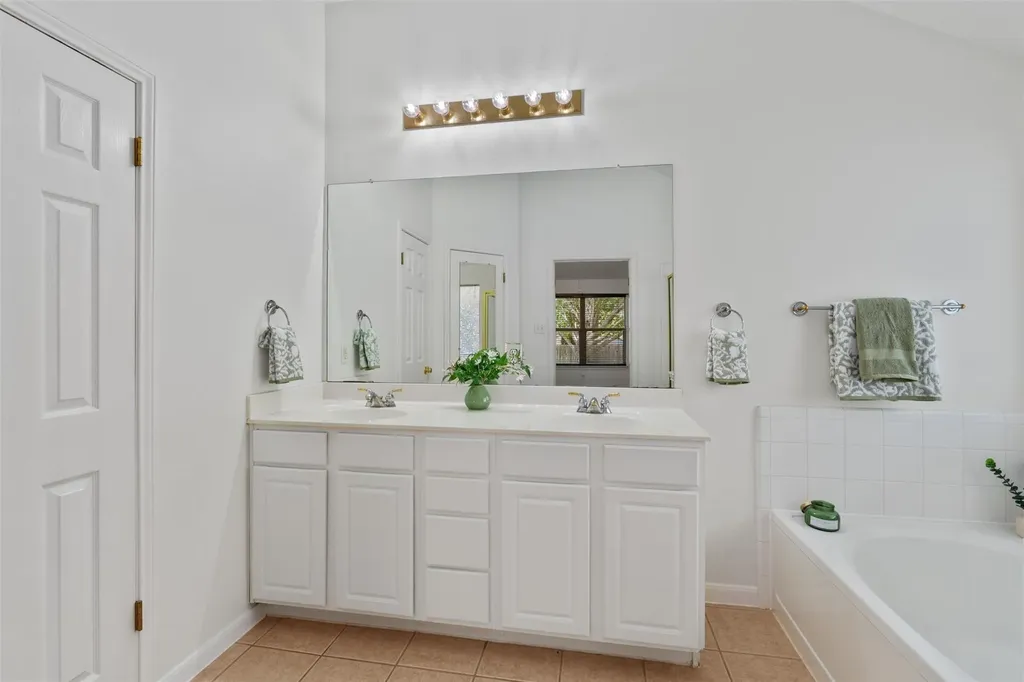 122 Copperwood Loop Round Rock TX 78665
