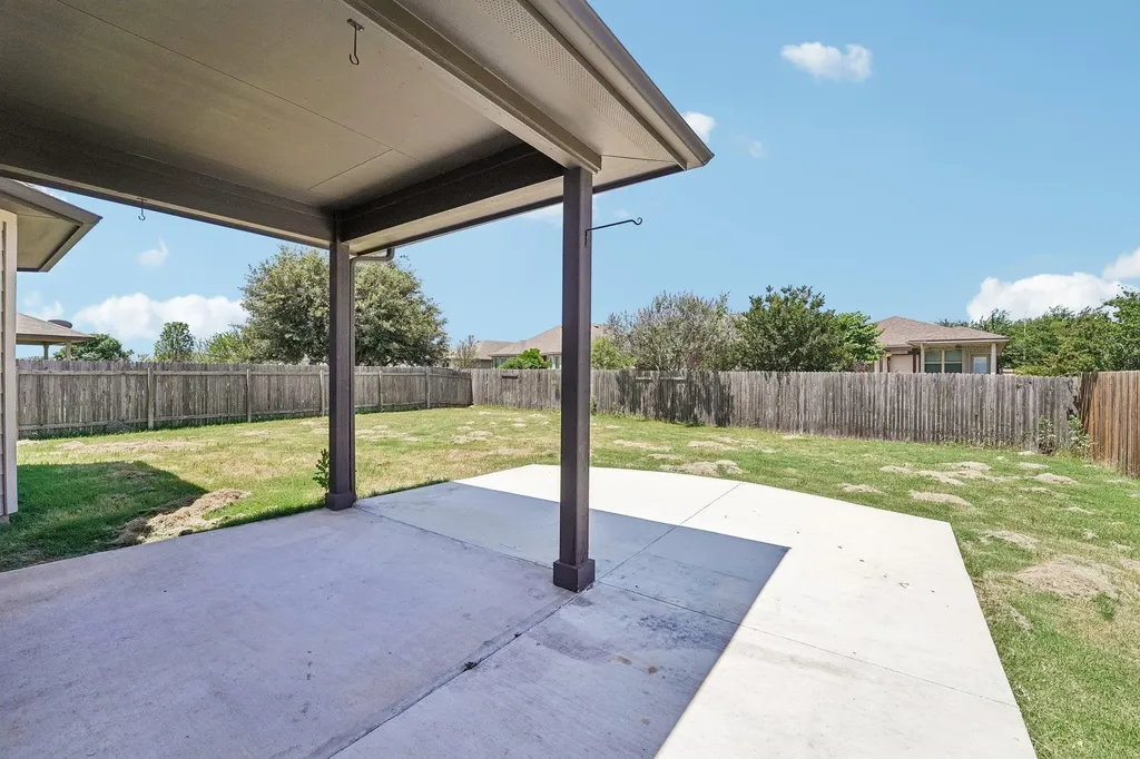 323 Quarry Lane Liberty Hill TX 78642