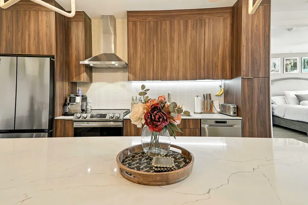1701 Simond Avenue Austin TX 78723