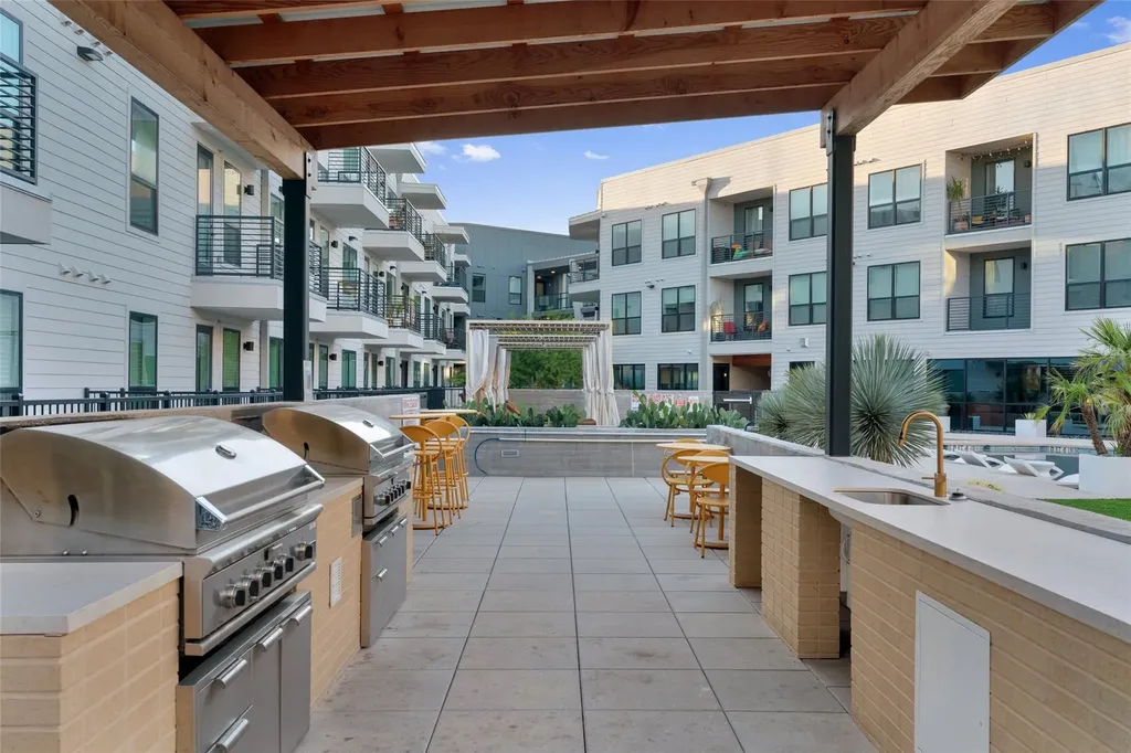 1701 Simond Avenue Austin TX 78723