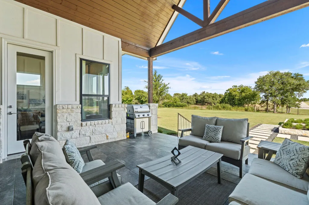 217 Northcrest Drive Liberty Hill TX 78642