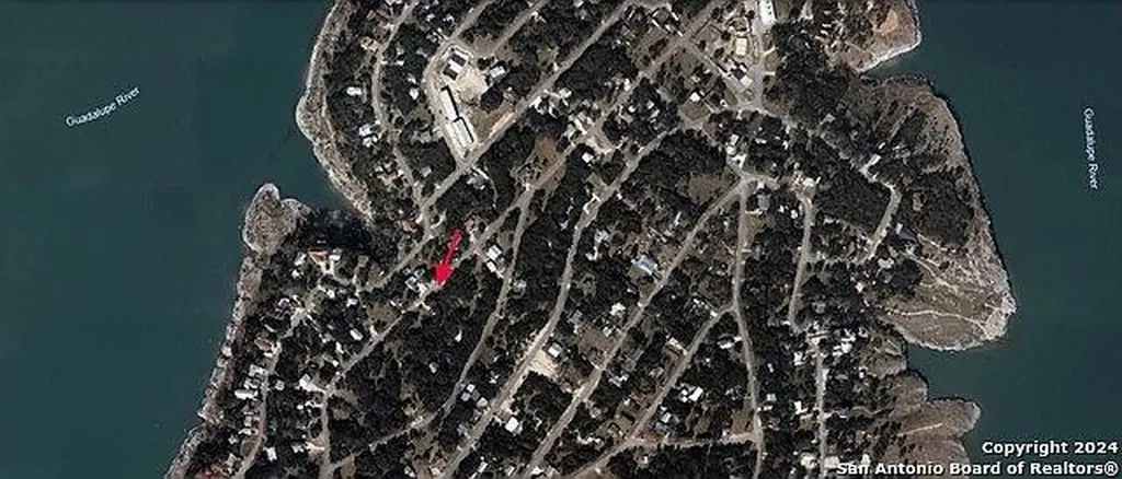 1416 Canyon Edge Canyon Lake TX 78133