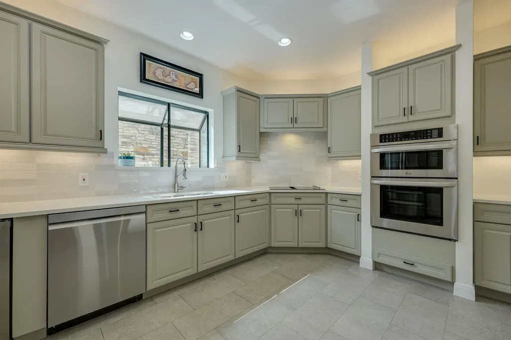 103 Crescent Bluff Lakeway TX 78734