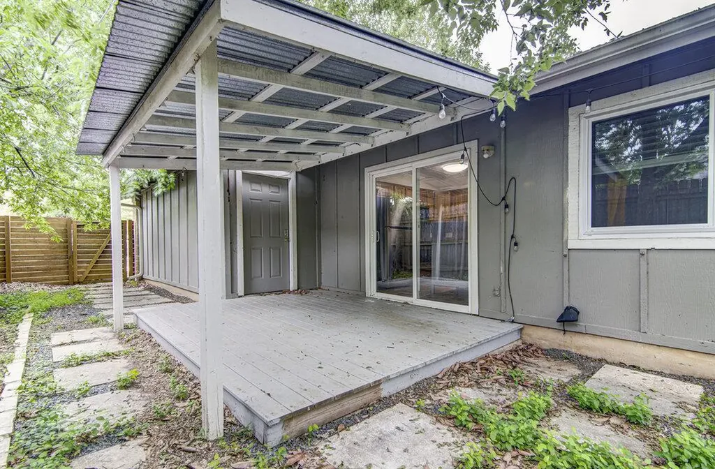 6713 West Gate Boulevard Austin TX 78745