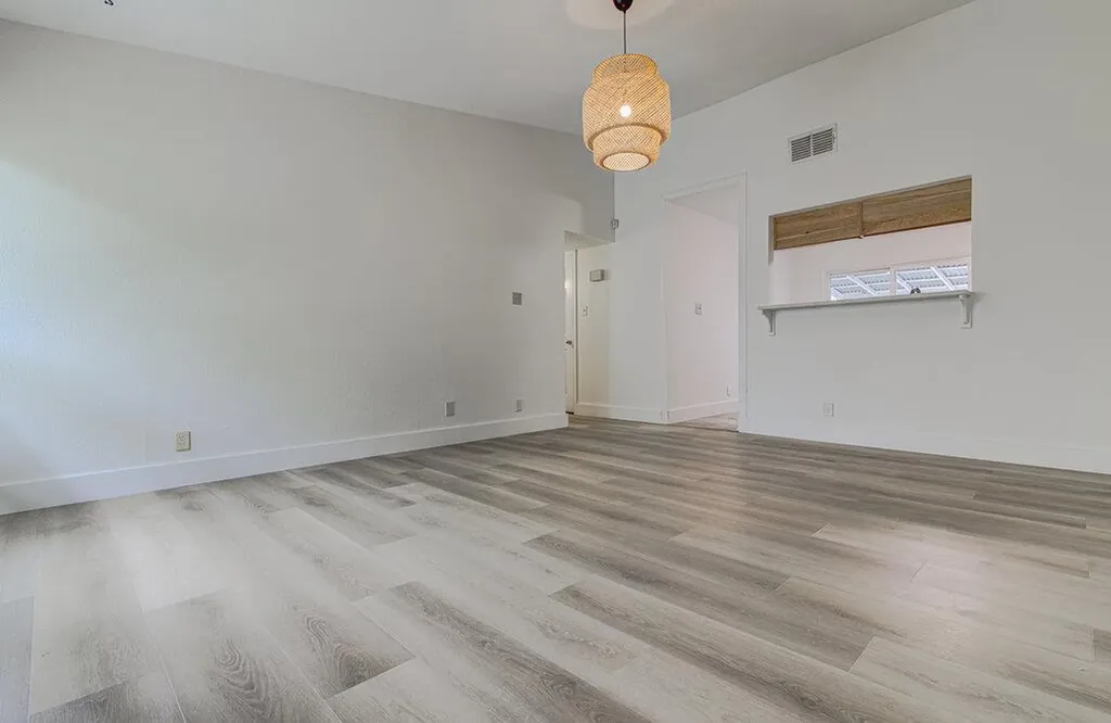 6713 West Gate Boulevard Austin TX 78745