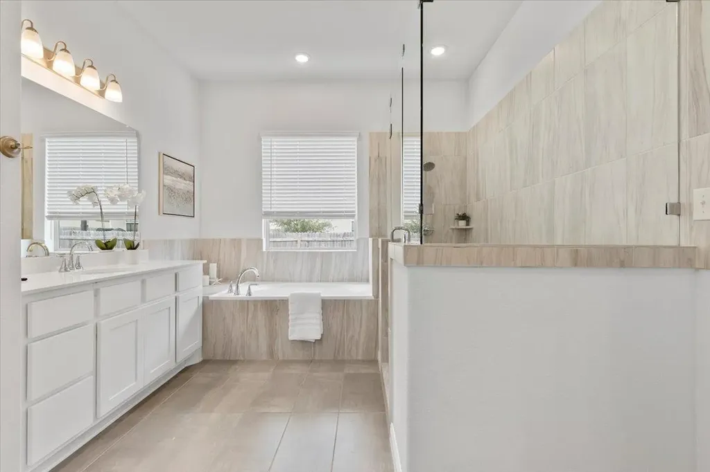 271 Eclipse Drive Austin TX 78737