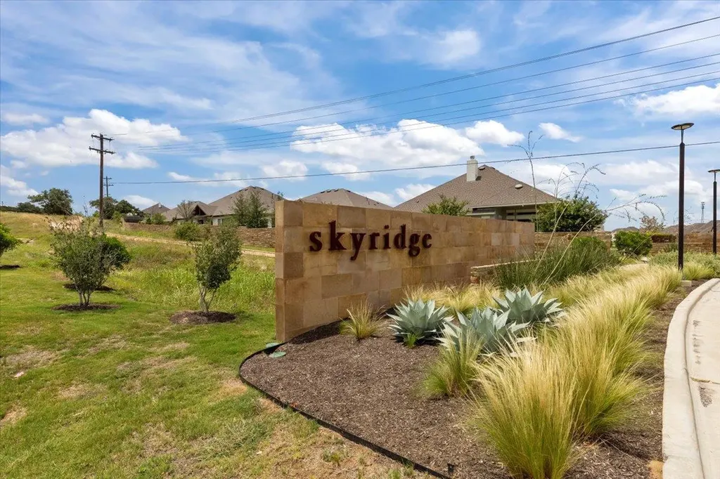 271 Eclipse Drive Austin TX 78737
