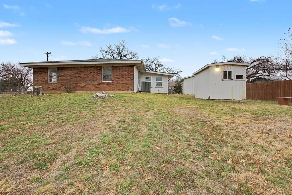 1701 Valley View Lane Granite Shoals TX 78654