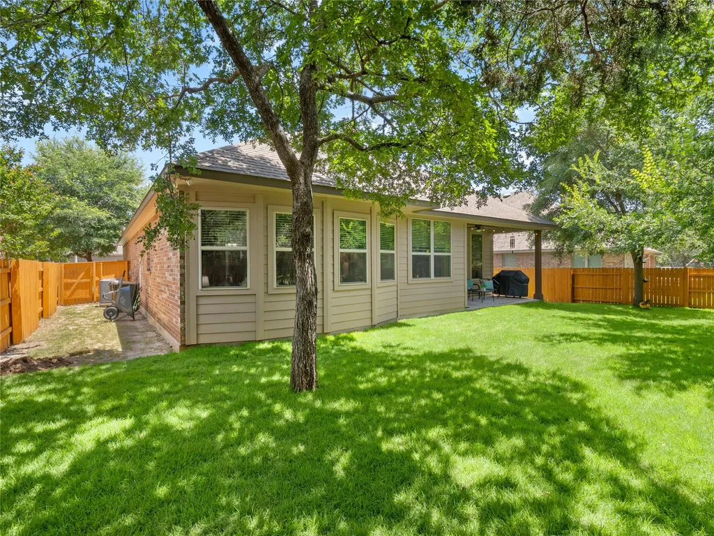 3869 Skyview Way Round Rock TX 78681