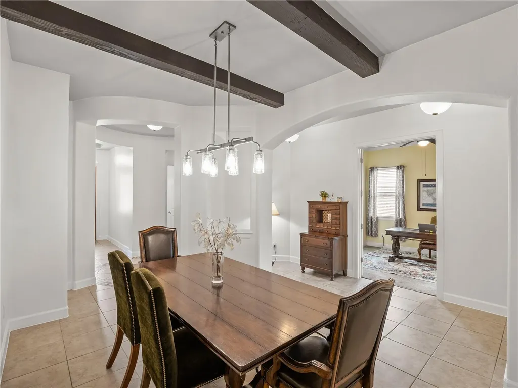 3869 Skyview Way Round Rock TX 78681