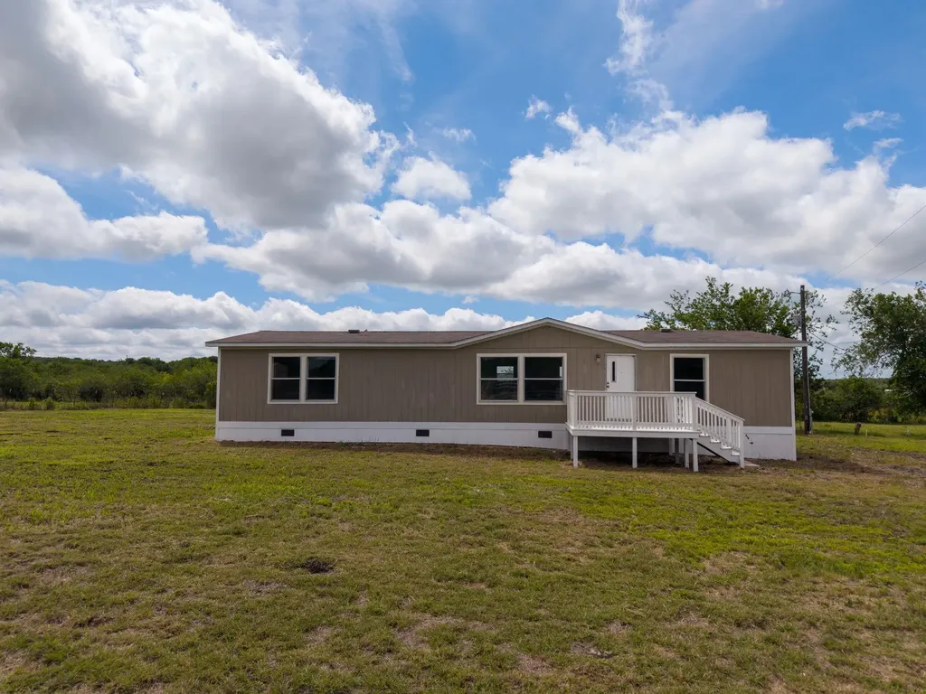 107 Appaloosa Drive Kyle TX 78640