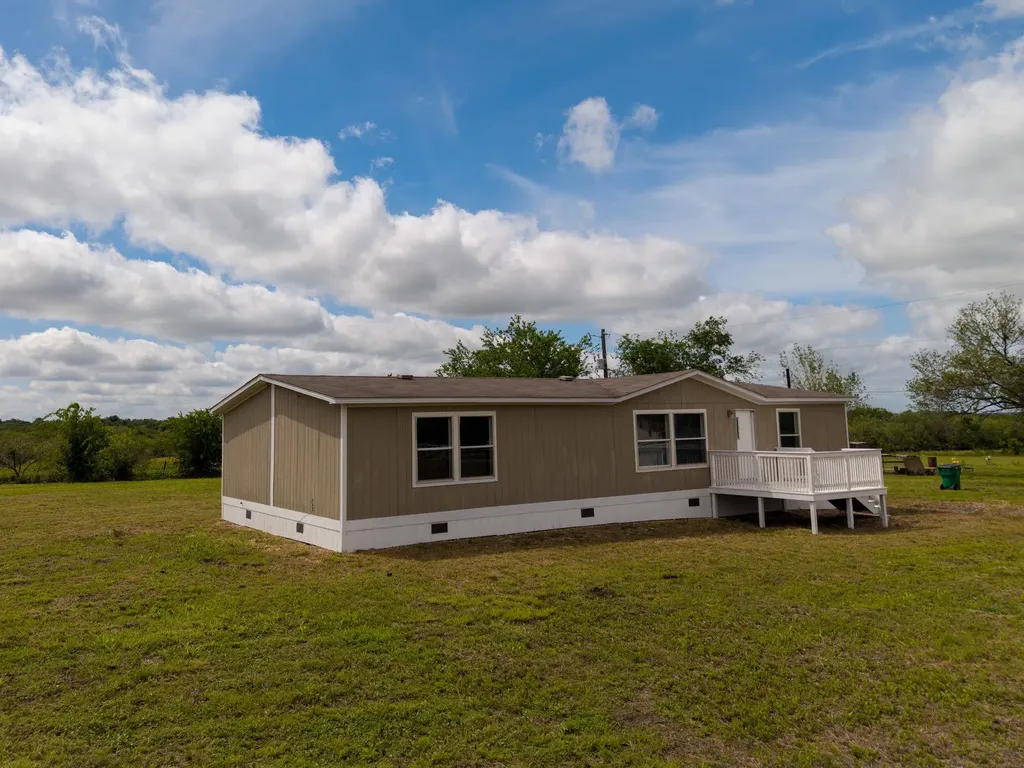 107 Appaloosa Drive Kyle TX 78640