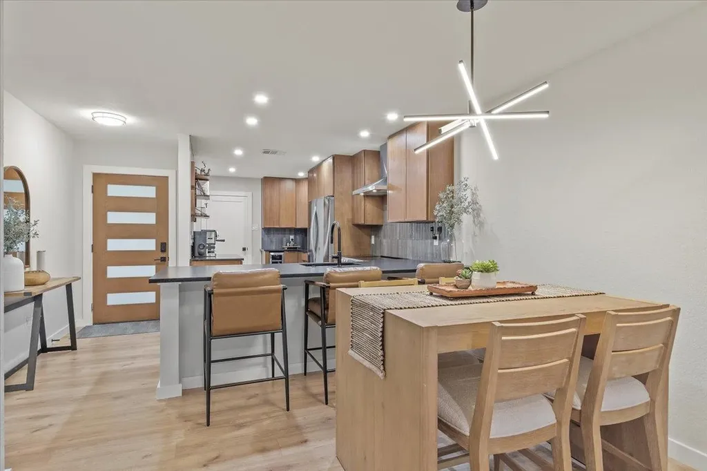 8001 Forest Mesa Drive Austin TX 78759
