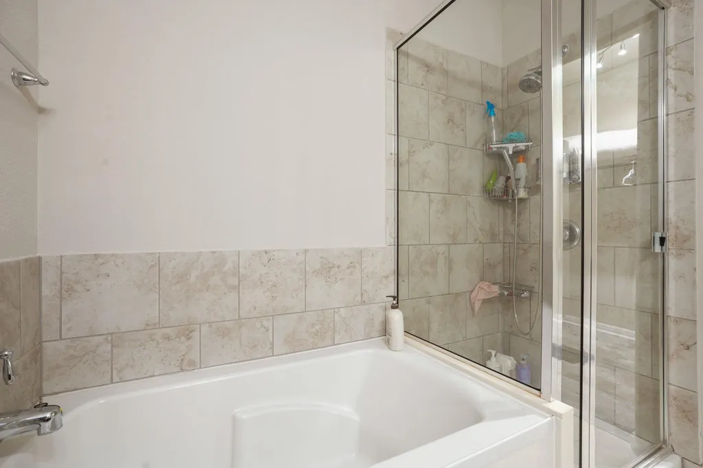 400 Epiphany Lane Pflugerville TX 78660