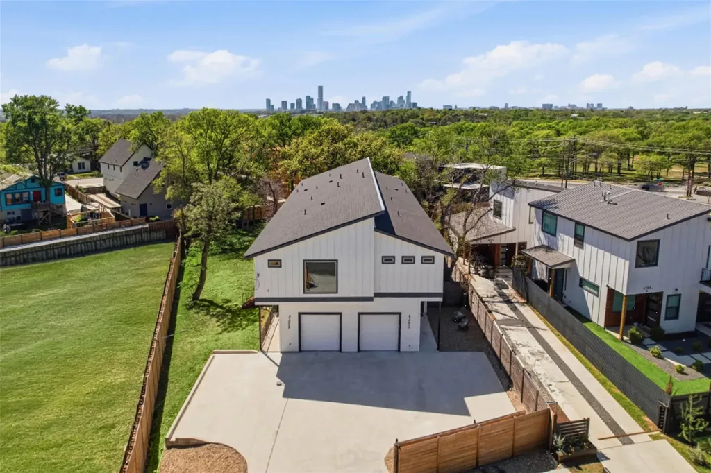 4705 Louis Avenue Austin TX 78721