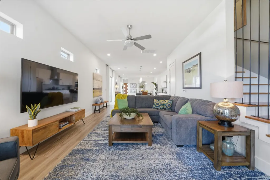 4705 Louis Avenue Austin TX 78721