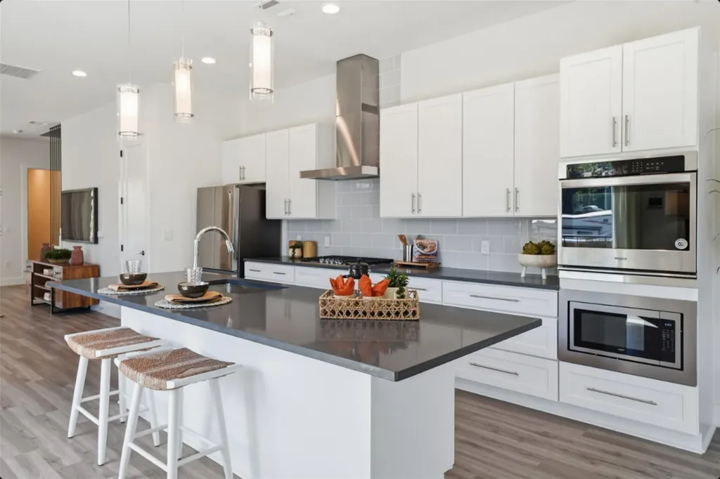 4705 Louis Avenue Austin TX 78721