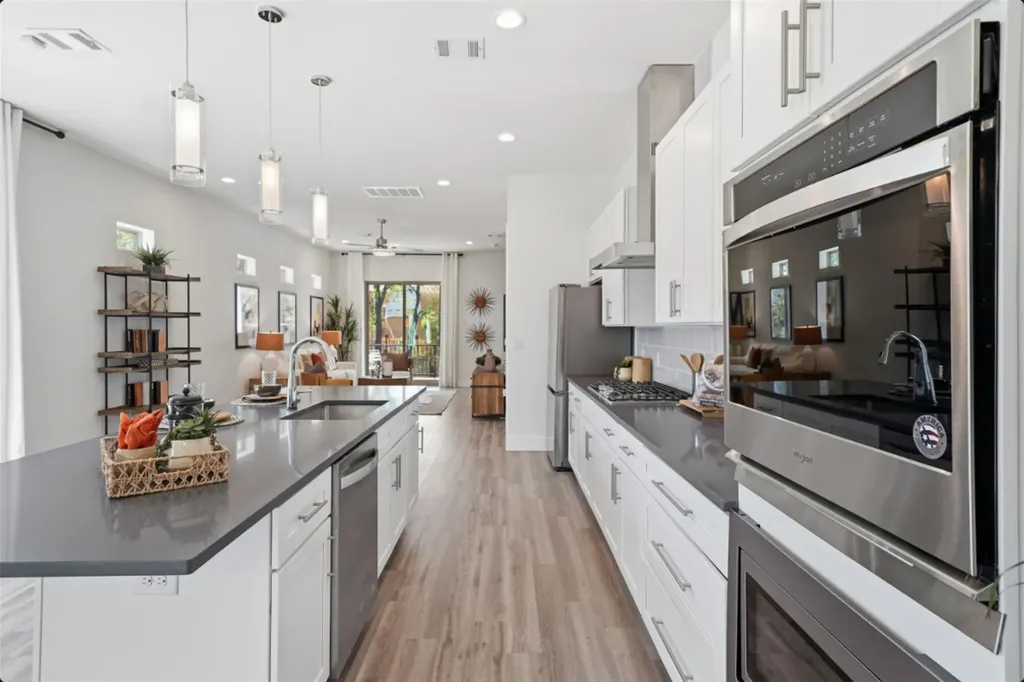 4705 Louis Avenue Austin TX 78721