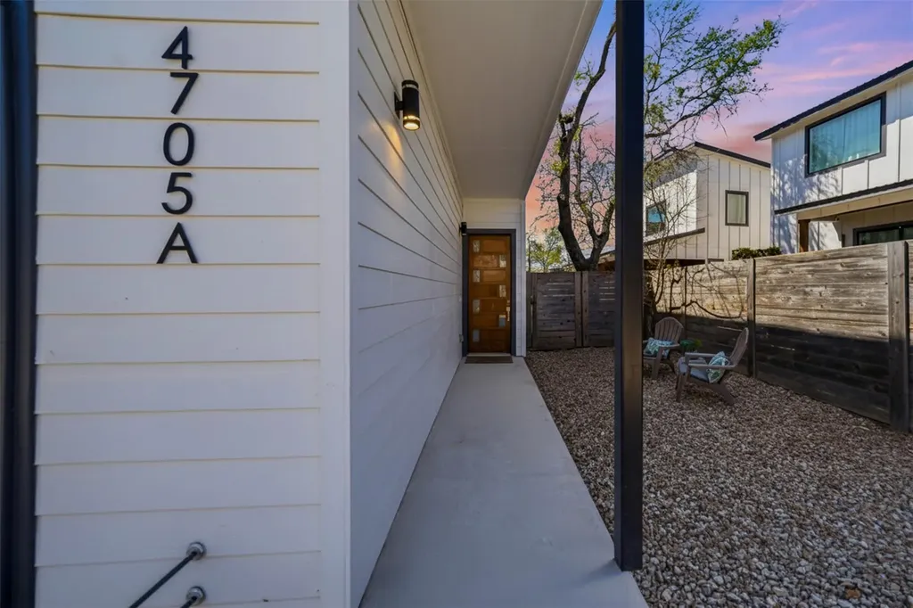4705 Louis Avenue Austin TX 78721