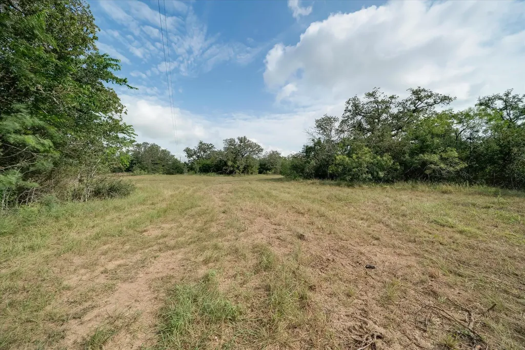 166 Paint Brush Trail Lockhart TX 78644