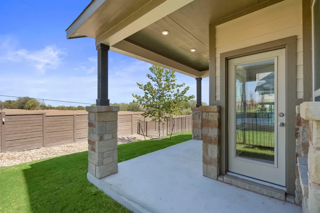 2208A Cornfield Drive Pflugerville TX 78660