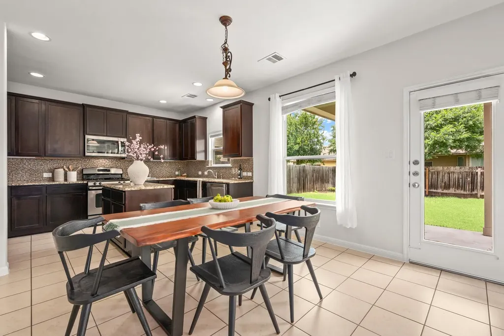 11601 Faubian Lane Austin TX 78717