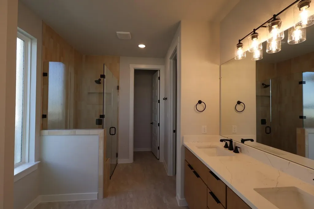 216 High Valley Loop Liberty Hill TX 78642