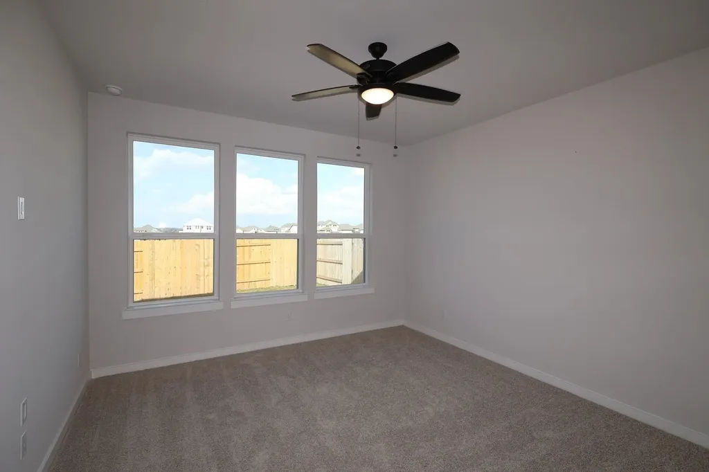 216 High Valley Loop Liberty Hill TX 78642