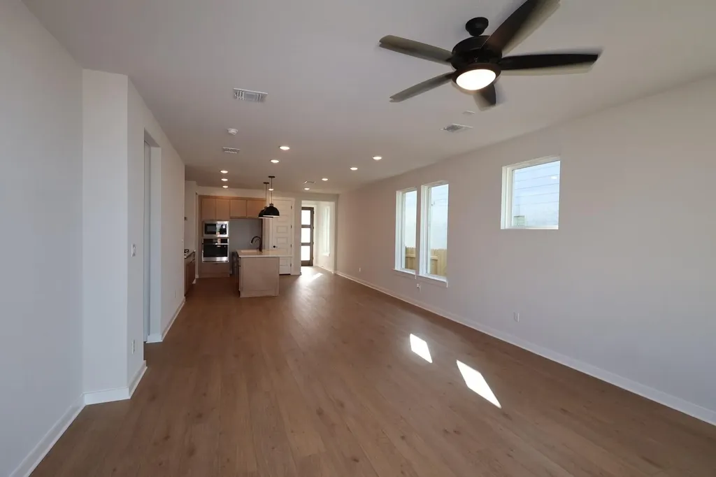 216 High Valley Loop Liberty Hill TX 78642
