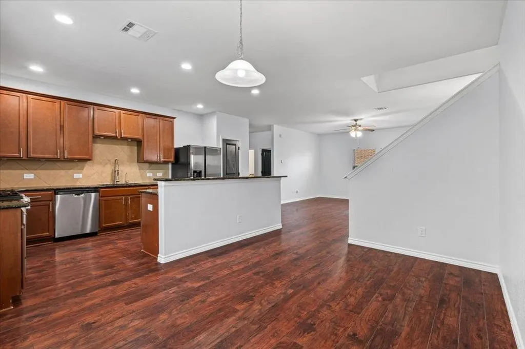 312 Waterloo Drive Kyle TX 78640