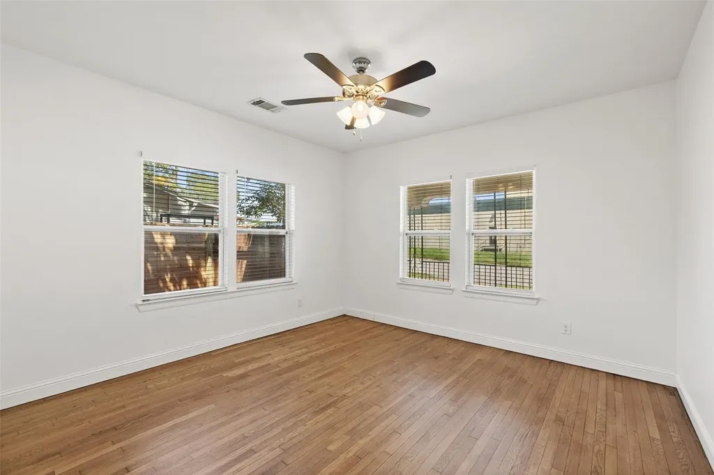 3203 E 18th Street Austin TX 78721