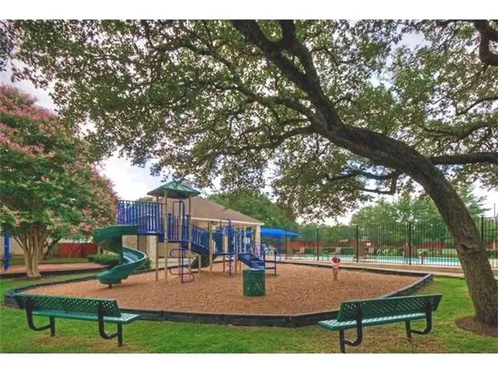 613 Carismatic Lane Austin TX 78748