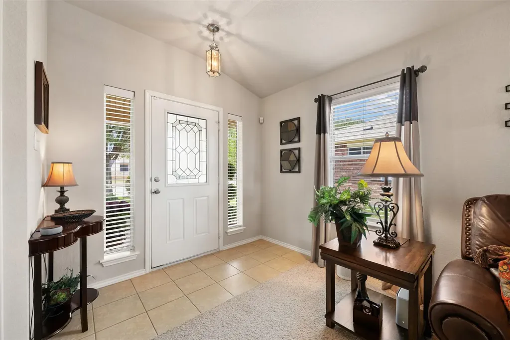 1304 Hensley Drive Leander TX 78641