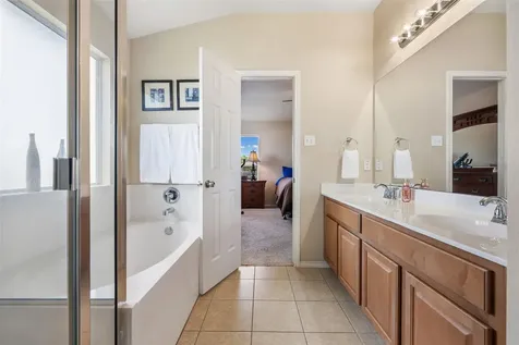 1304 Hensley Drive Leander TX 78641