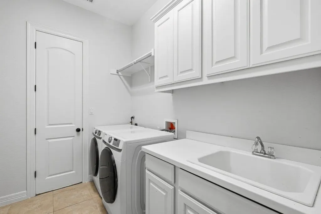 17401 Wildrye Drive Austin TX 78738