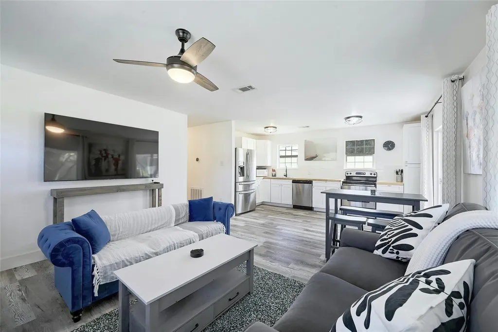 2627 Geronimo Trail Austin TX 78734