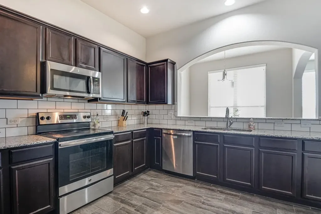 137 And 143 Lakeview Court Kyle TX 78640