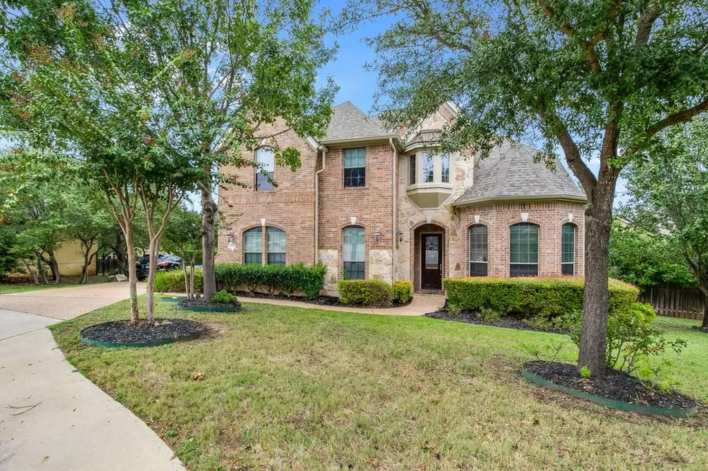 10700 Spiderling Court Austin TX 78733