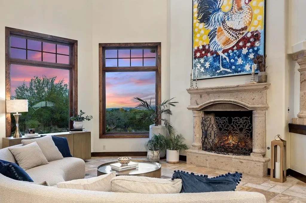 104 S Angel Light Drive Spicewood TX 78669