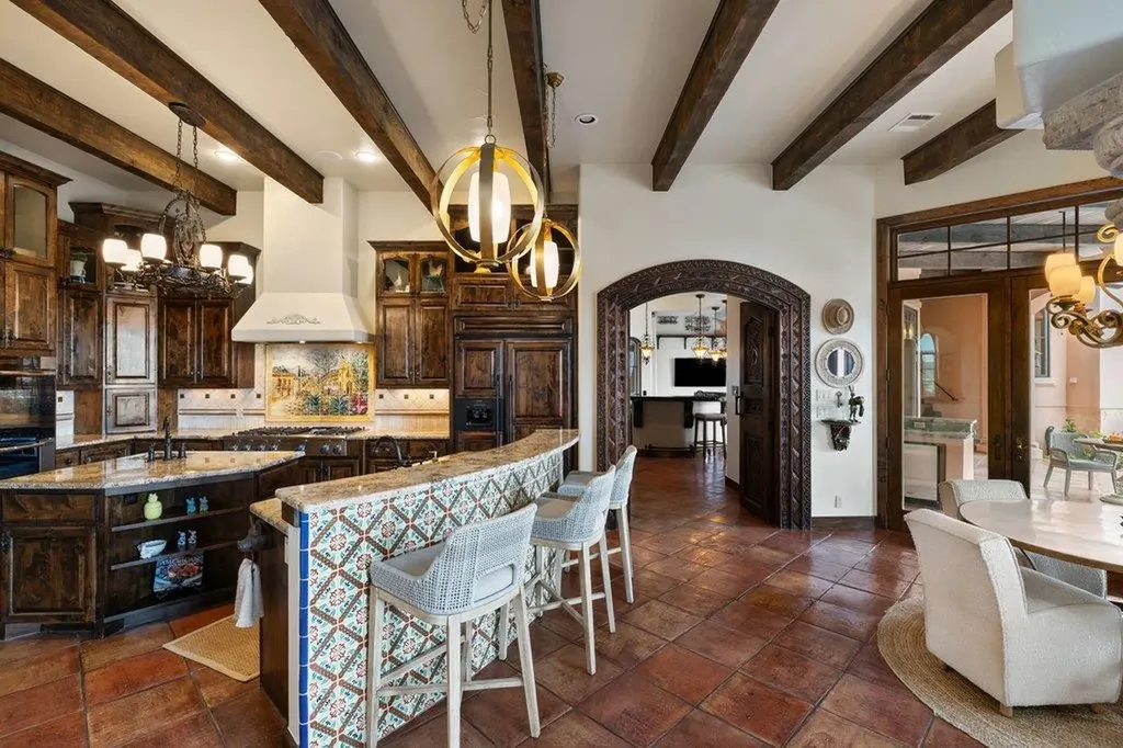 104 S Angel Light Drive Spicewood TX 78669