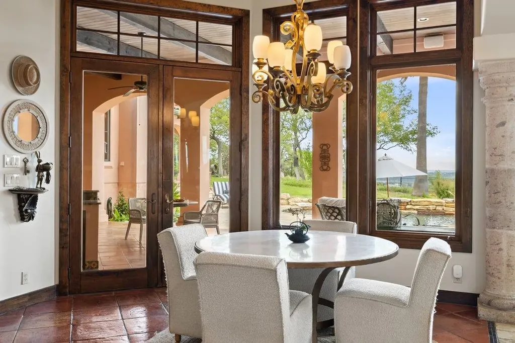 104 S Angel Light Drive Spicewood TX 78669
