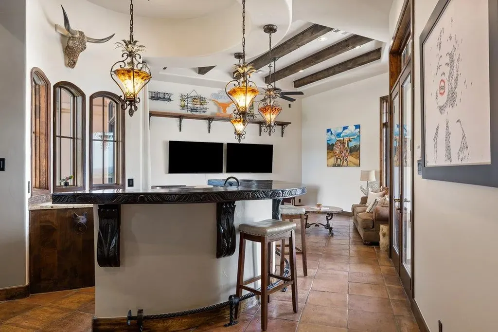 104 S Angel Light Drive Spicewood TX 78669