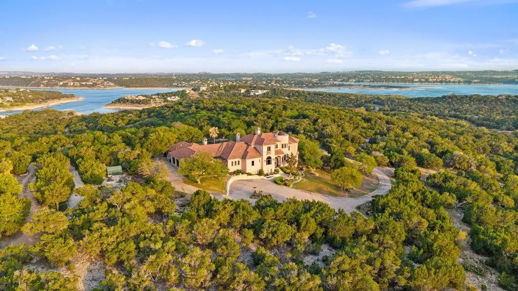 104 S Angel Light Drive Spicewood TX 78669